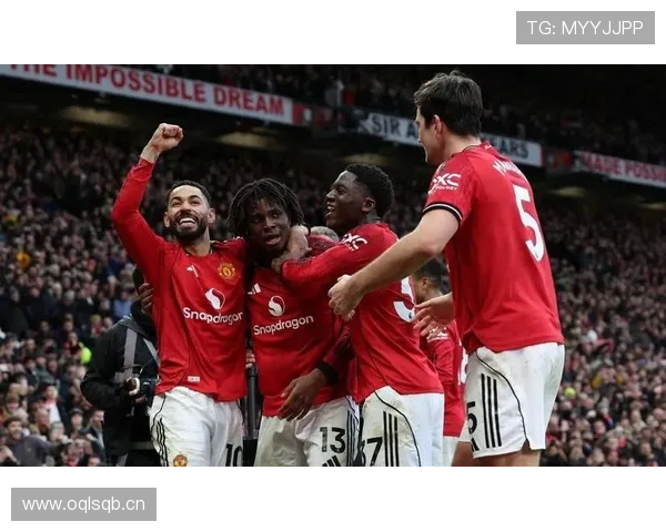 曼联伪复兴暴露深层问题，赛季走势面临严峻考验