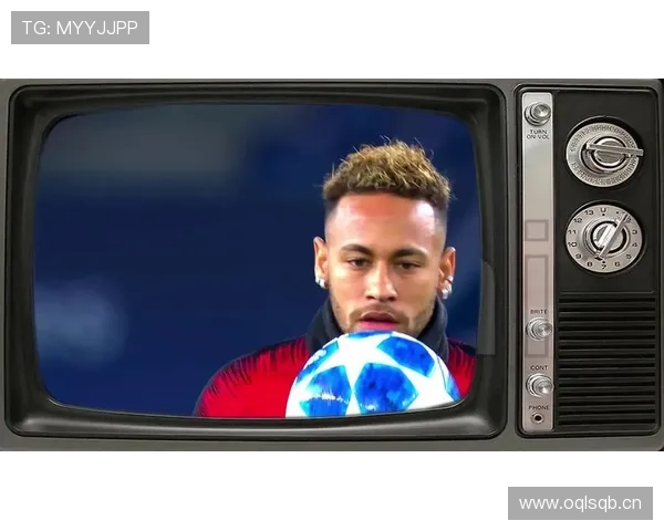 内马尔这生活节奏，跟电视广告里不一样，咋哪个豪车隔三差五闪过啊？